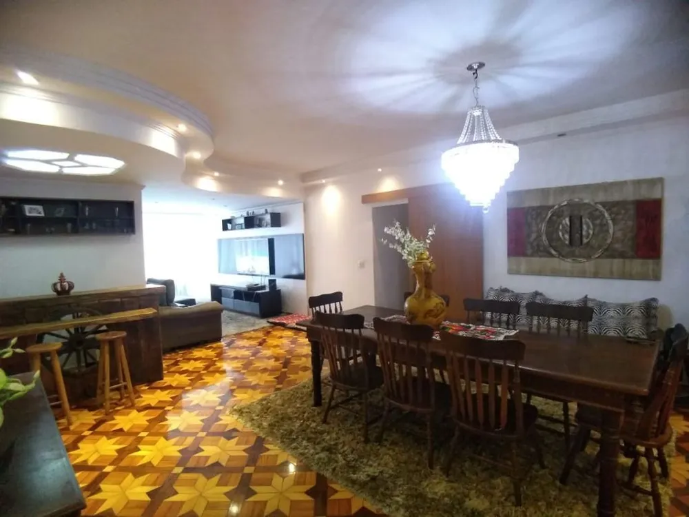 Apartamento, 3 quartos, 160 m² - Foto 1