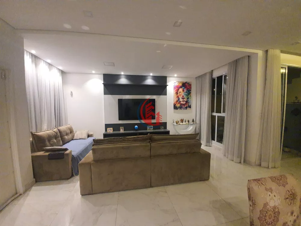 Casa de Condomínio à venda com 3 quartos, 193m² - Foto 3