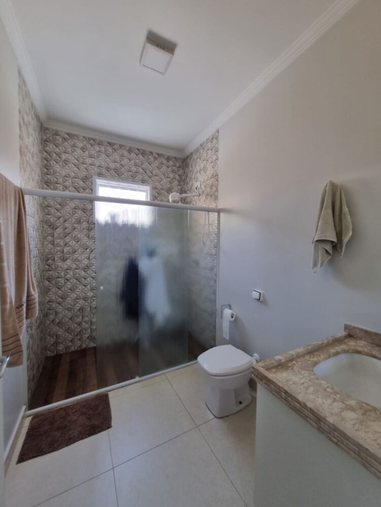 Chácara à venda com 3 quartos, 271m² - Foto 3