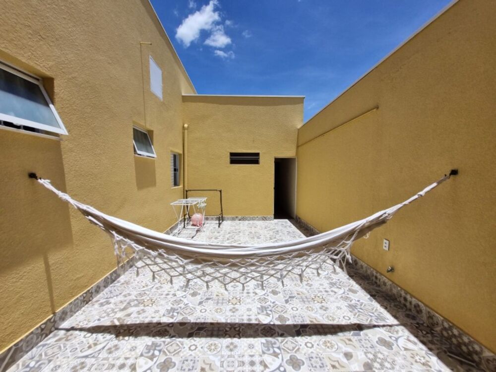 Chácara à venda com 3 quartos, 271m² - Foto 4