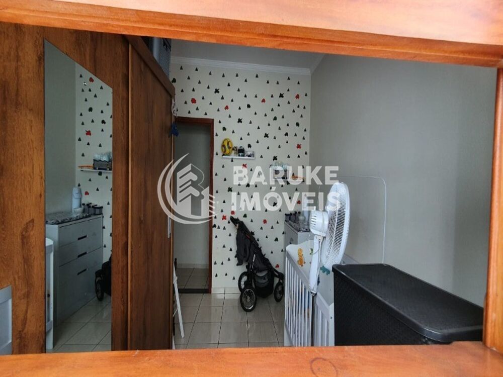 Casa à venda com 3 quartos, 162m² - Foto 4