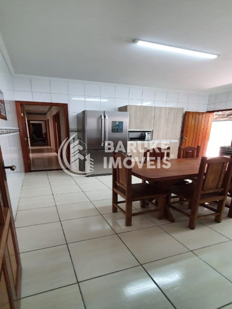 Casa à venda com 3 quartos, 162m² - Foto 3
