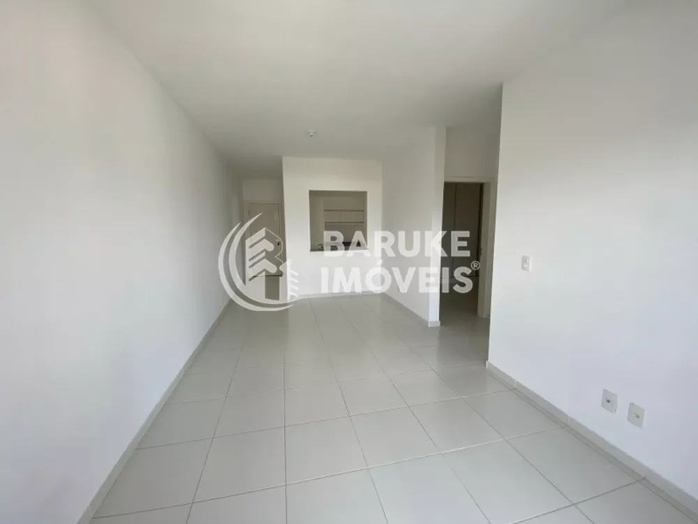 Apartamento para alugar com 2 quartos, 70m² - Foto 8