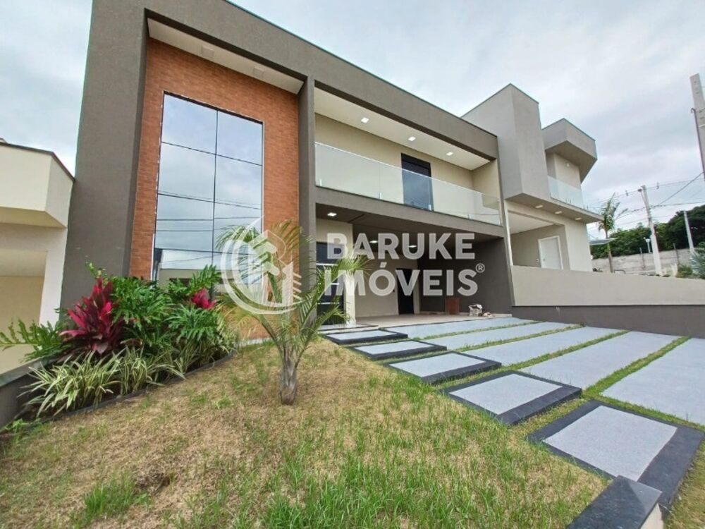 Casa de Condomínio à venda com 4 quartos, 285m² - Foto 1