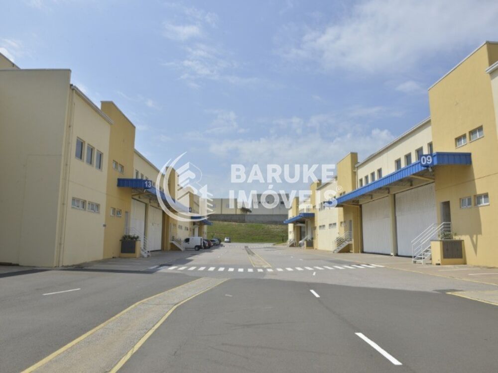 Depósito-Galpão-Armazém para alugar, 1656m² - Foto 4
