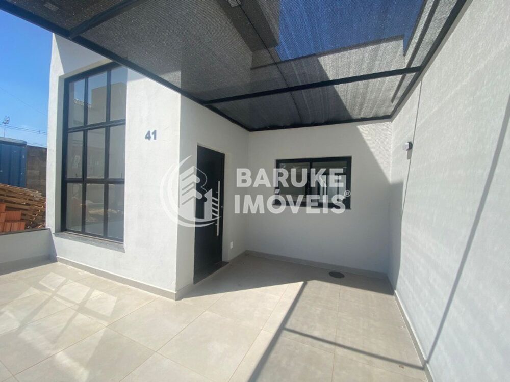 Casa de Condomínio à venda com 3 quartos, 120m² - Foto 1