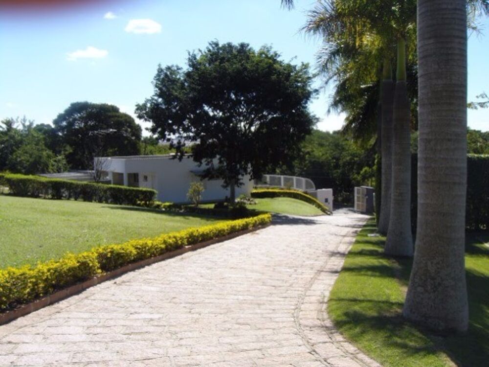 Chácara à venda com 5 quartos, 958m² - Foto 4