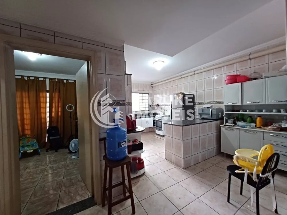 Casa, 3 quartos, 262 m² - Foto 4