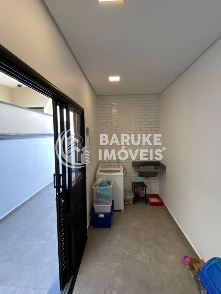 Casa de Condomínio à venda com 3 quartos, 247m² - Foto 4
