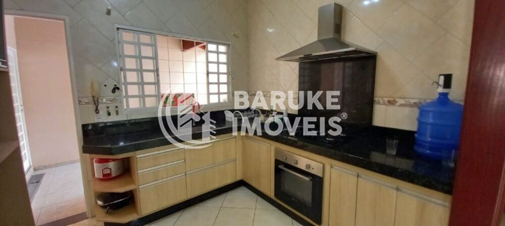 Casa, 3 quartos, 166 m² - Foto 1