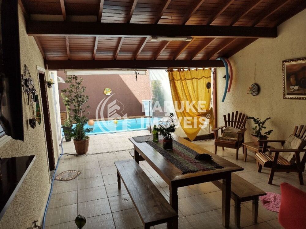 Casa, 3 quartos, 250 m² - Foto 8