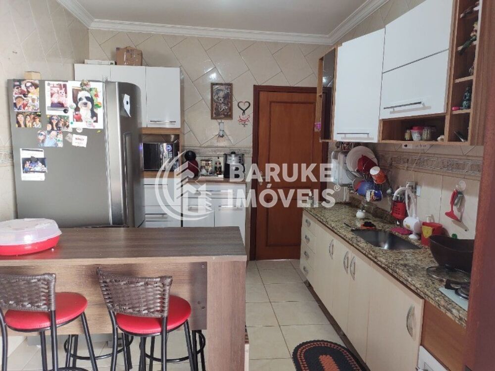 Casa, 3 quartos, 250 m² - Foto 4