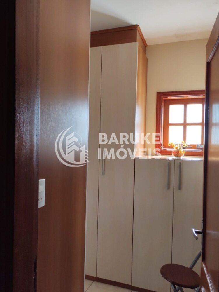 Casa, 3 quartos, 250 m² - Foto 15