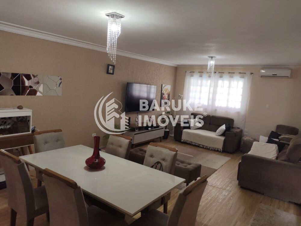 Casa, 3 quartos, 250 m² - Foto 3