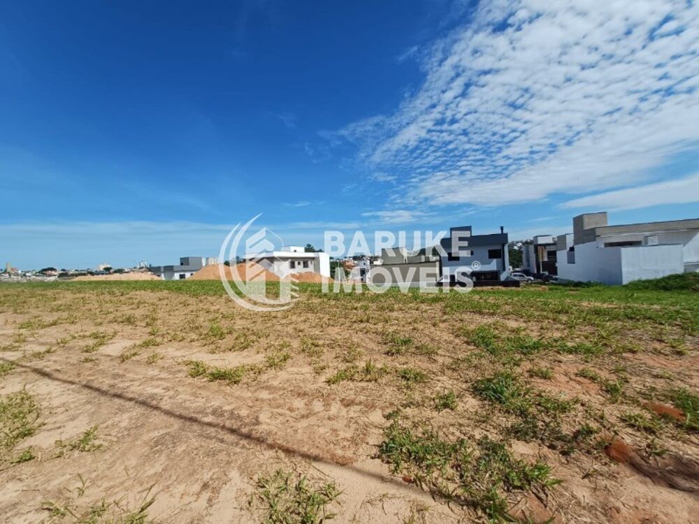 Terreno à venda, 300m² - Foto 1