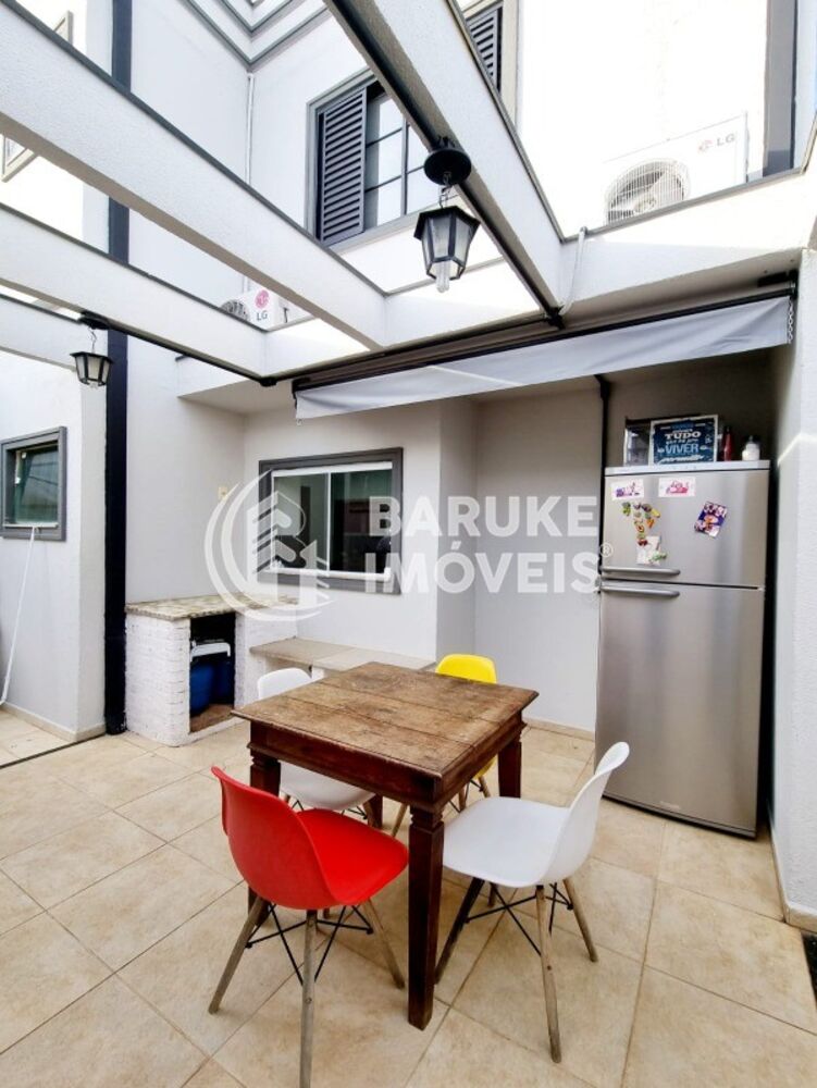 Casa à venda com 3 quartos, 140m² - Foto 13