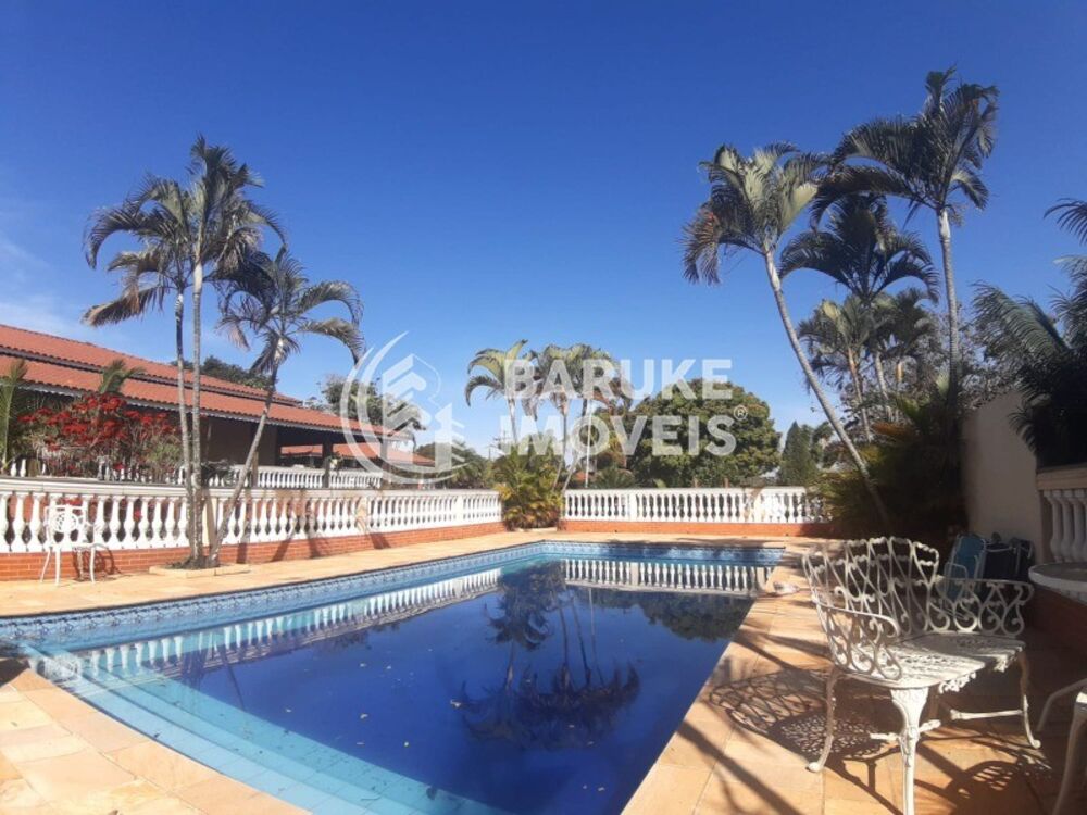 Chácara, 6 quartos, 3000 m² - Foto 1