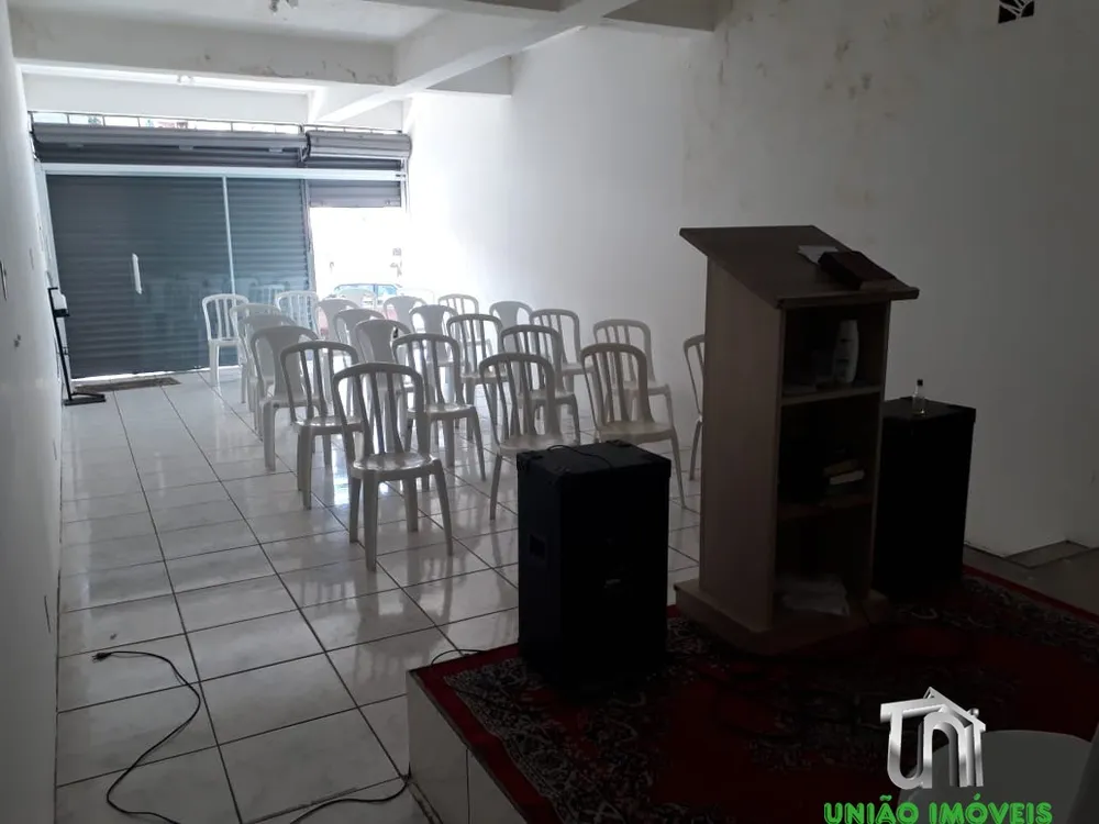 Prédio Inteiro - Foto 1