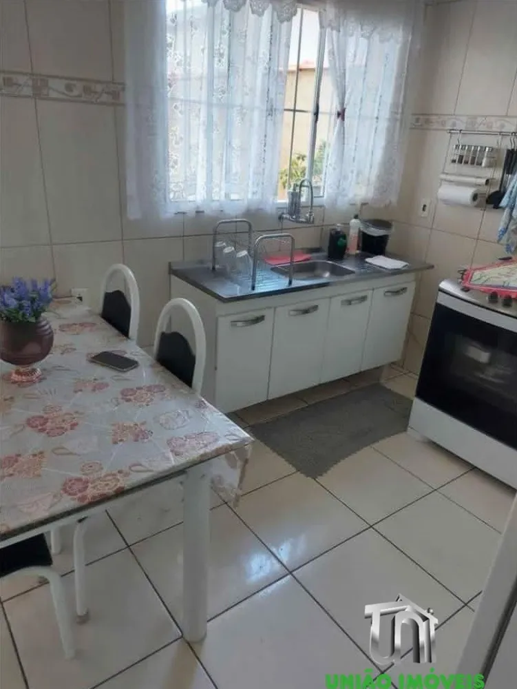 Casa, 3 quartos - Foto 2