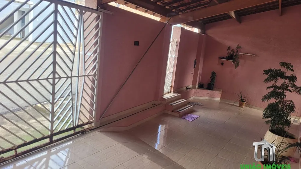 Casa, 3 quartos - Foto 2