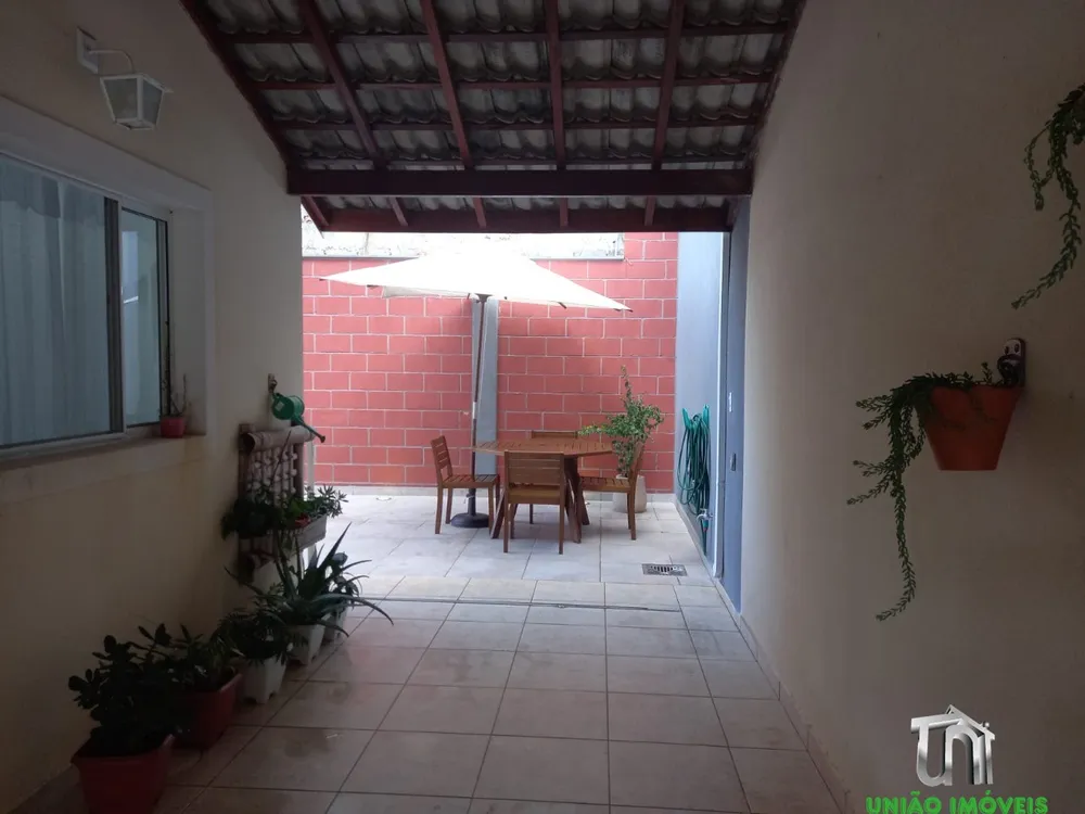 Casa, 3 quartos - Foto 2