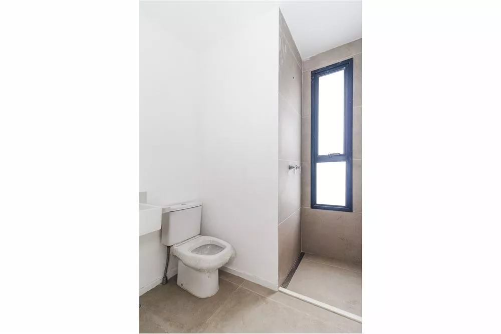 Apartamento à venda com 3 quartos, 104m² - Foto 2