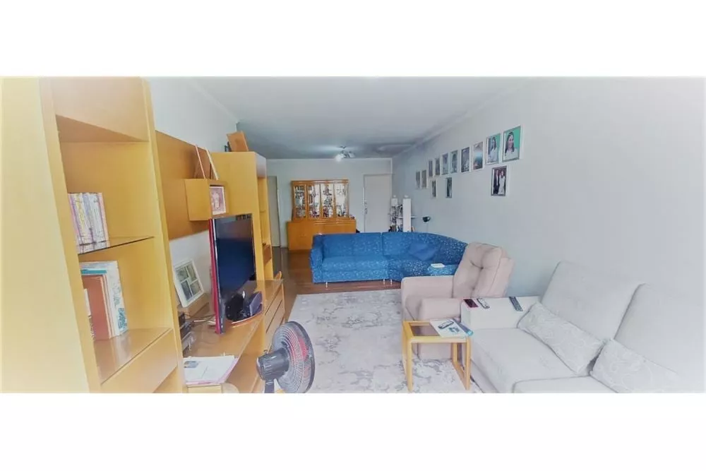 Apartamento à venda com 3 quartos, 155m² - Foto 2