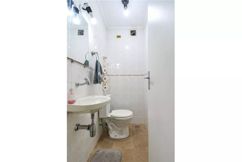 Apartamento à venda com 3 quartos, 111m² - Foto 3