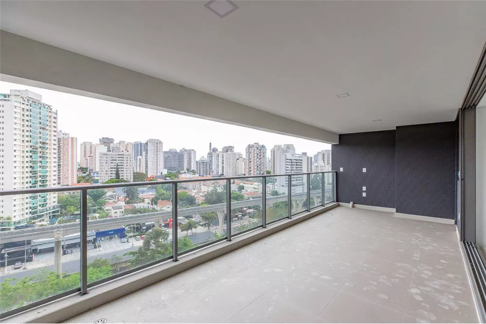 Apartamento à venda com 3 quartos, 143m² - Foto 1