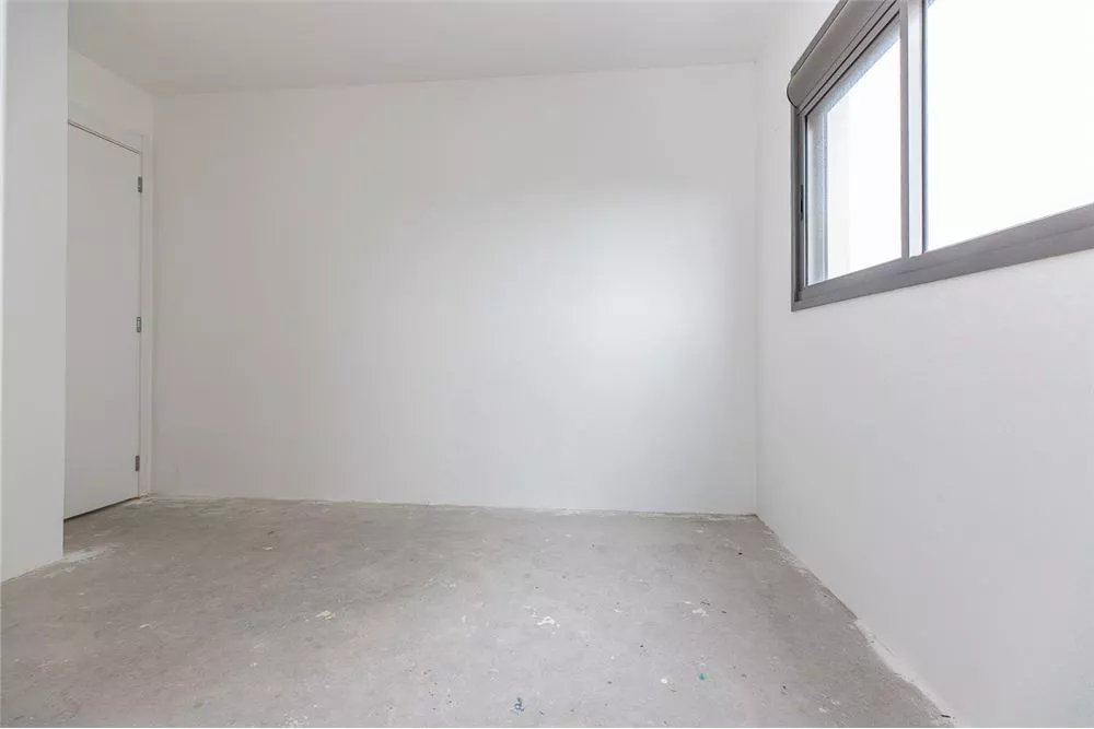 Apartamento à venda com 3 quartos, 143m² - Foto 3