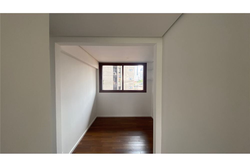Apartamento à venda com 3 quartos, 170m² - Foto 7