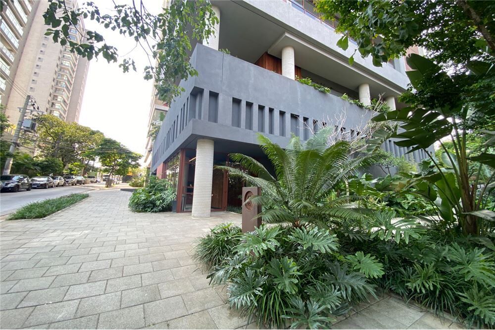 Apartamento à venda com 3 quartos, 170m² - Foto 1