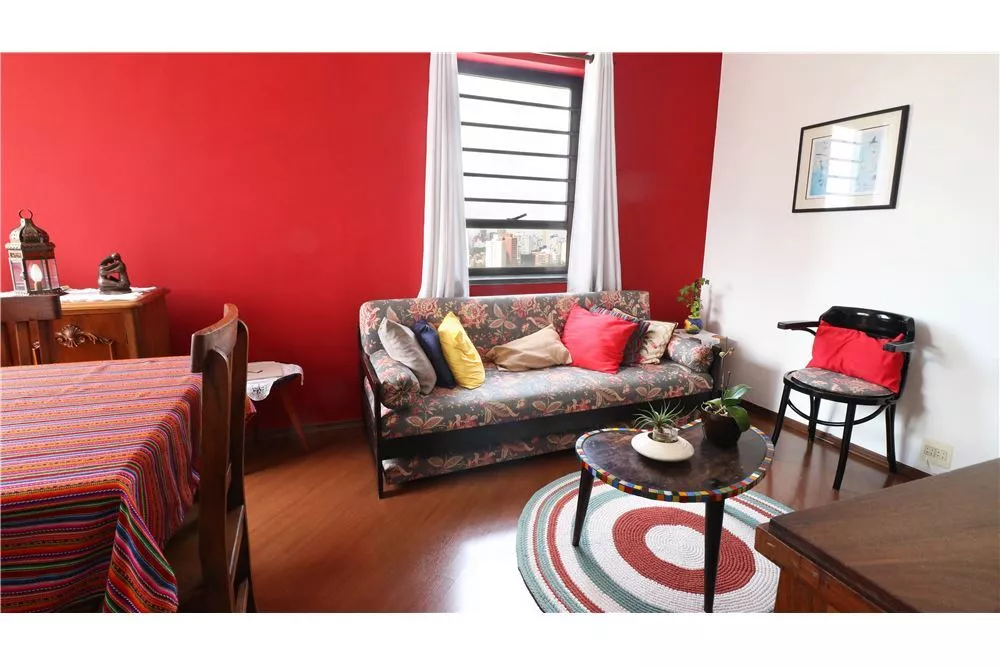 Apartamento à venda com 2 quartos, 77m² - Foto 2