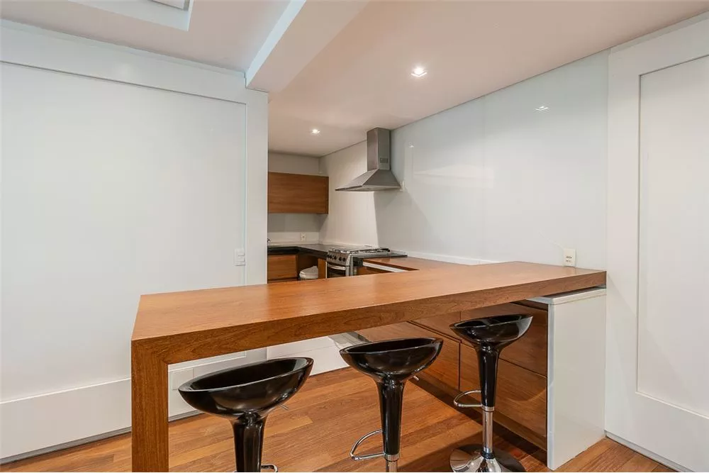 Apartamento, 3 quartos, 180 m² - Foto 1