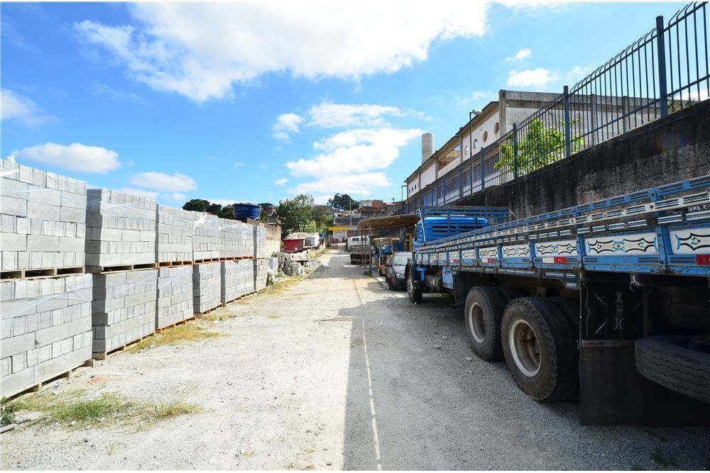 Loteamento e Condomínio - Foto 3