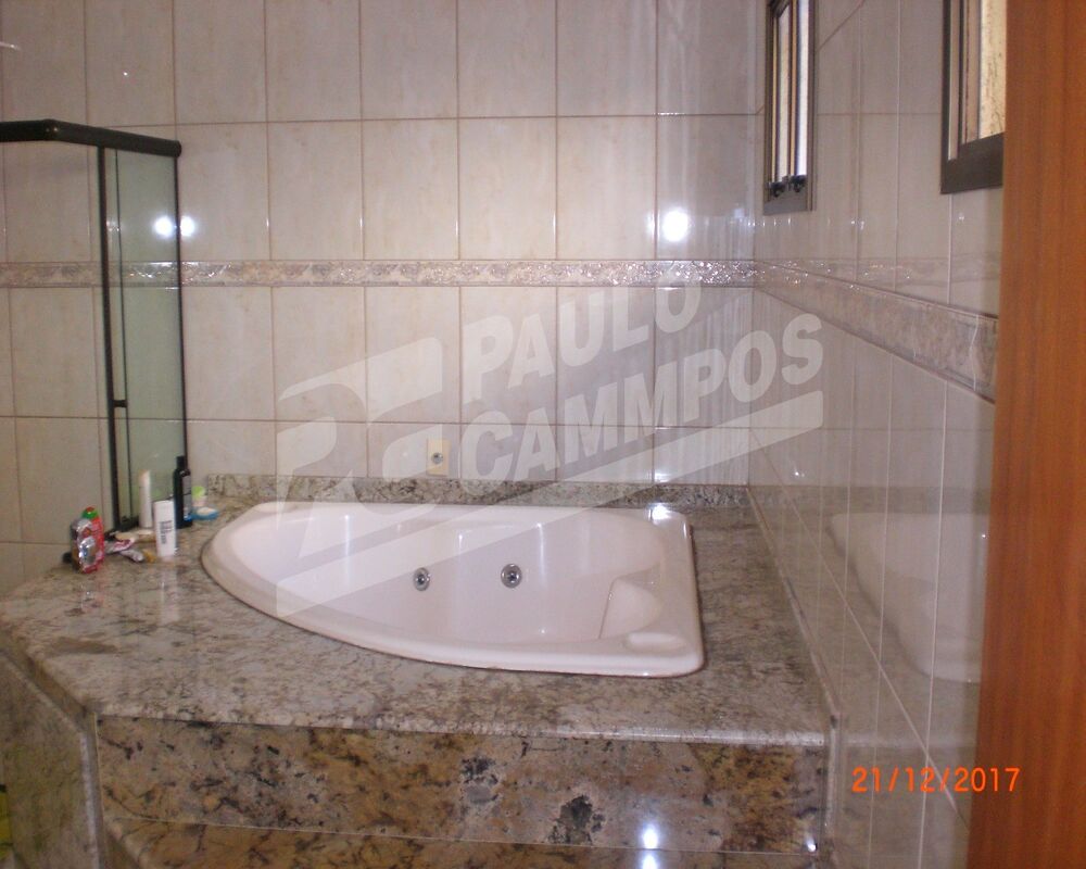 Casa à venda com 4 quartos, 311m² - Foto 8