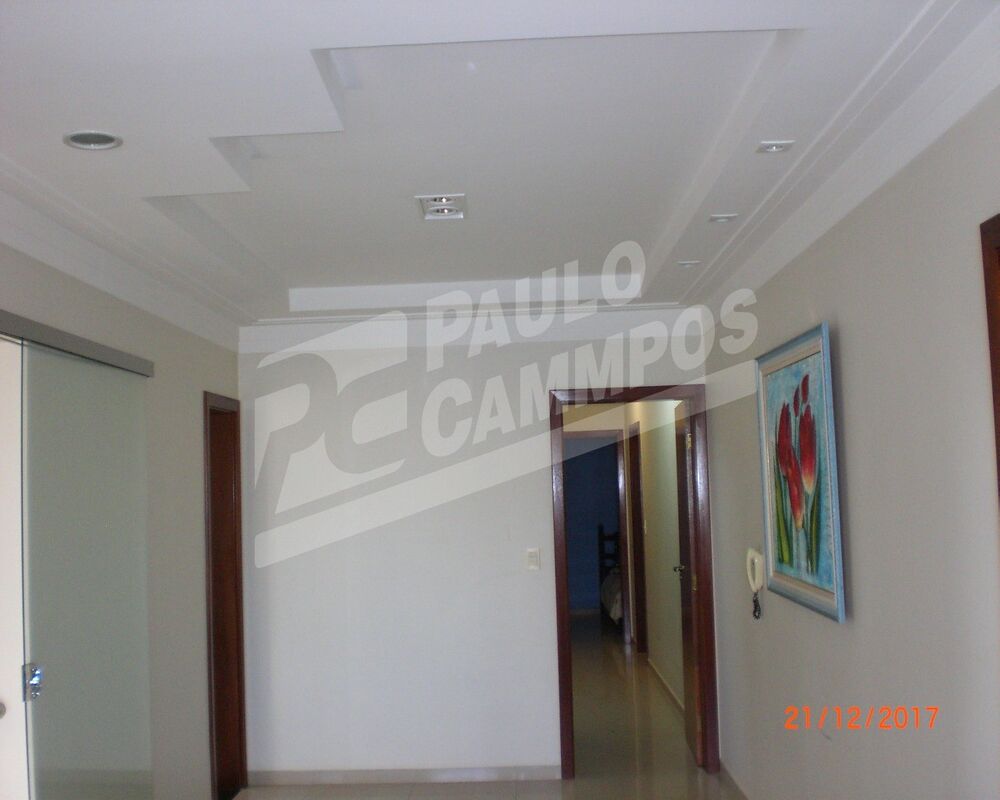 Casa à venda com 4 quartos, 311m² - Foto 6