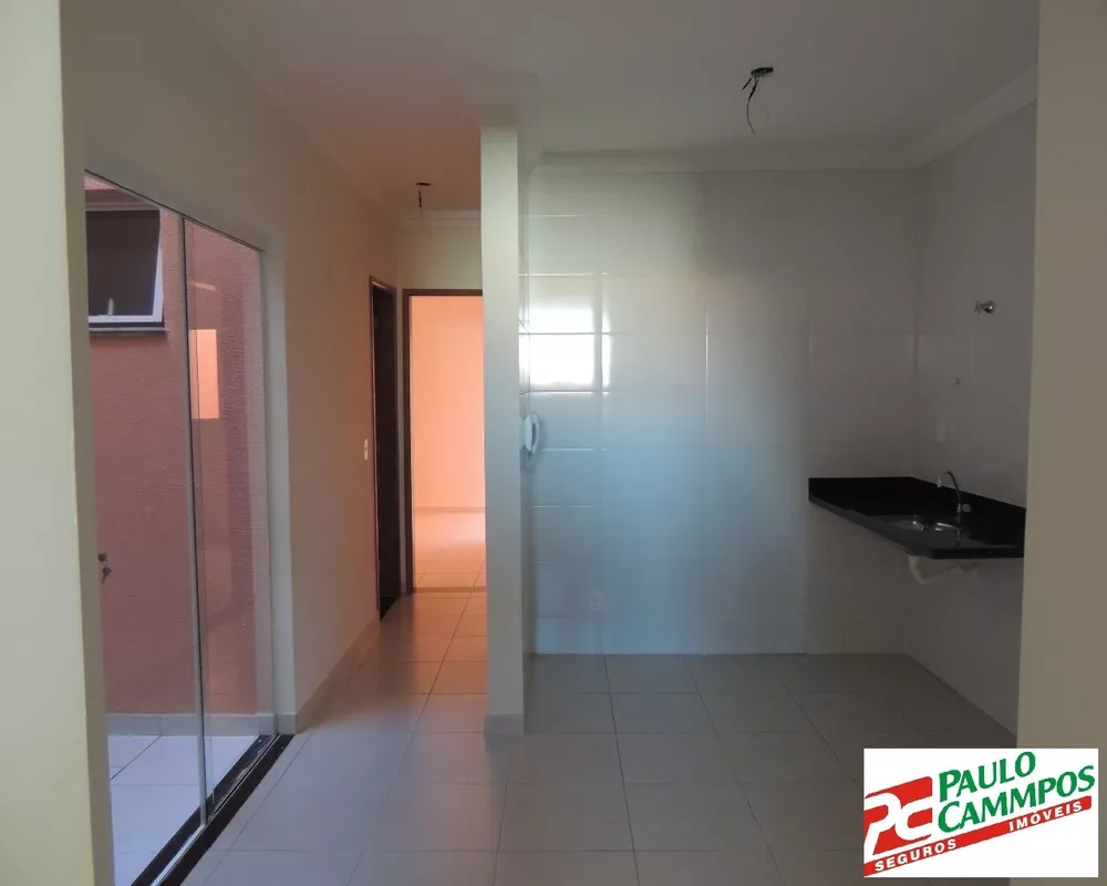 Apartamento à venda com 2 quartos, 60m² - Foto 1