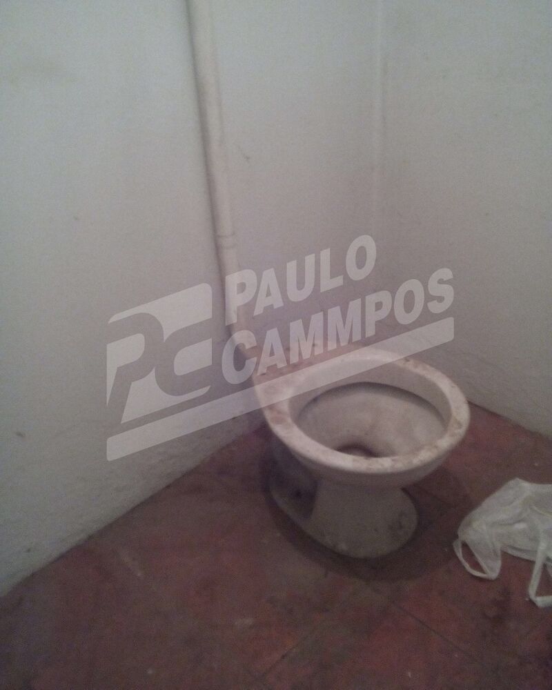 Depósito-Galpão-Armazém para alugar, 700m² - Foto 1