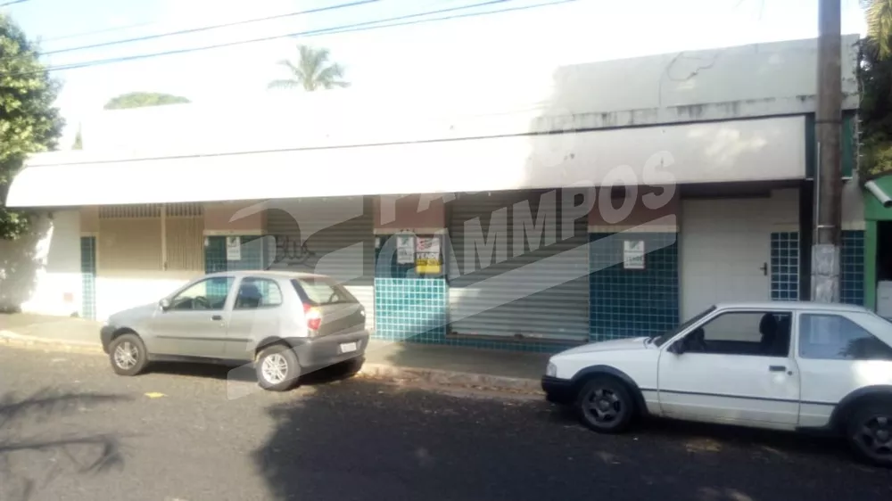 Casa, 3 quartos, 250 m² - Foto 1