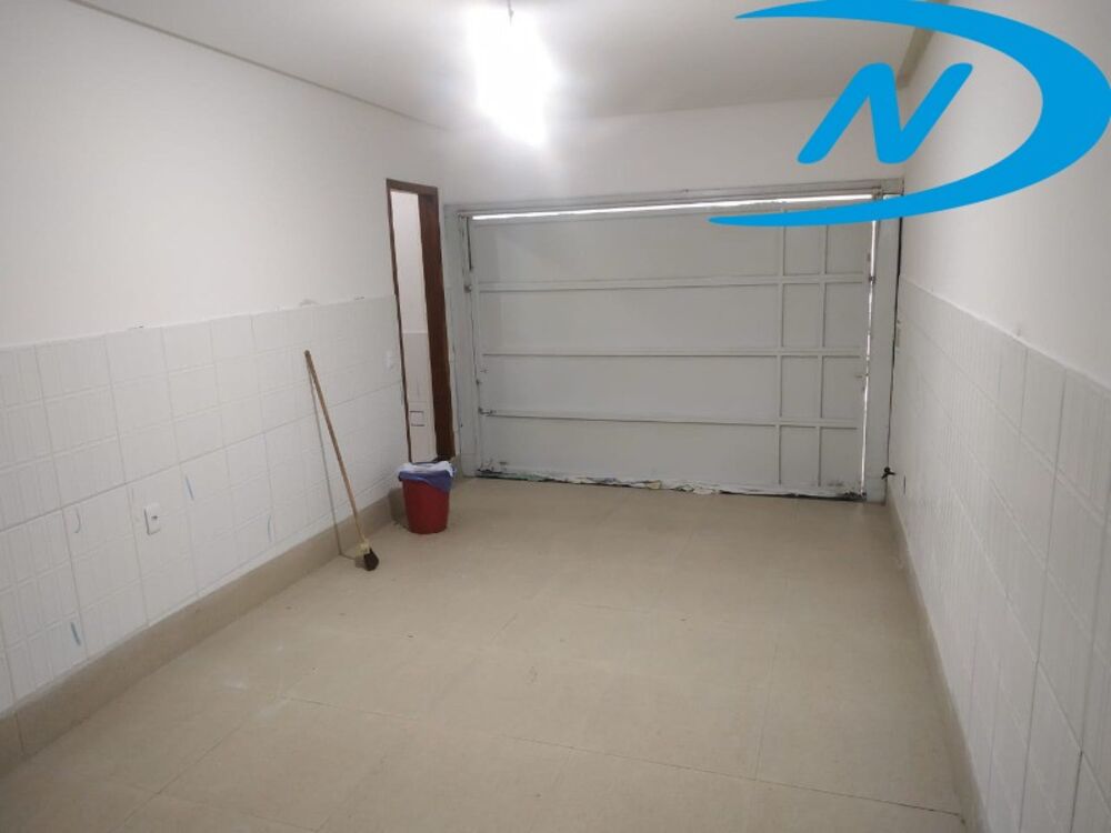 Casa, 4 quartos, 249 m² - Foto 2