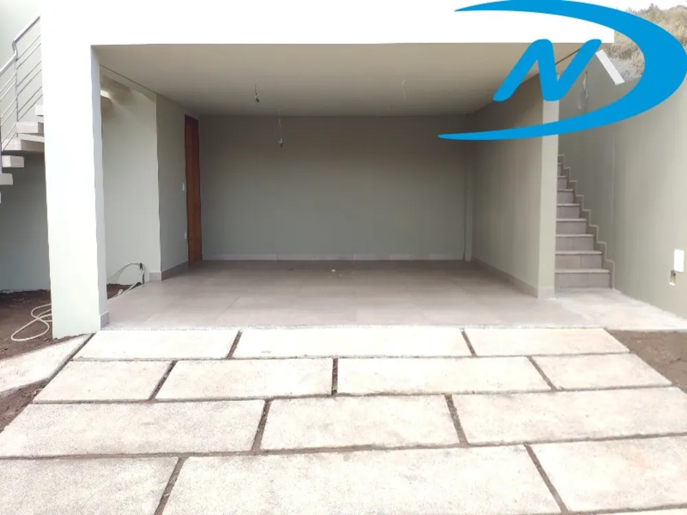 Casa, 3 quartos, 245 m² - Foto 2