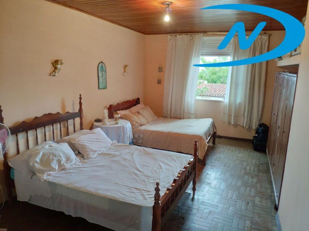 Casa, 4 quartos, 294 m² - Foto 3