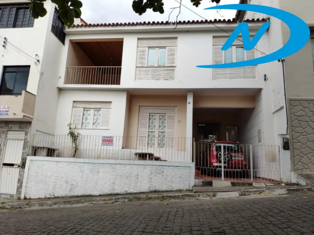 Casa, 4 quartos, 294 m² - Foto 1