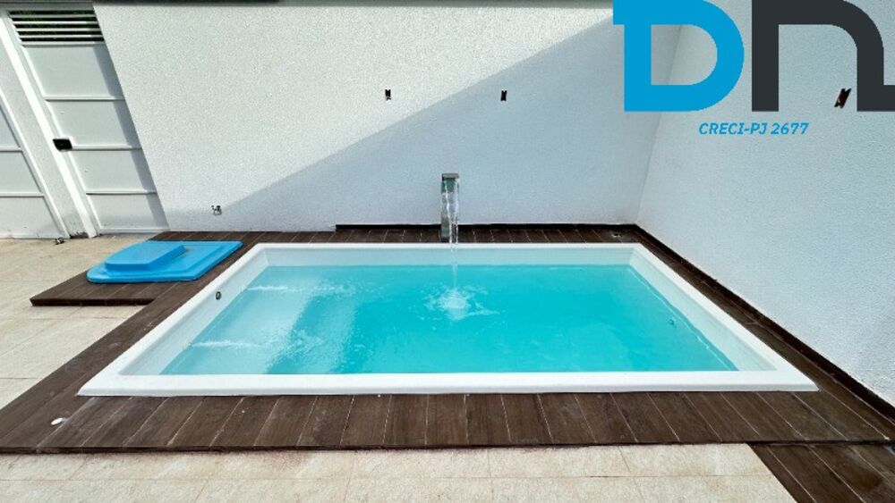 Casa à venda com 3 quartos, 200m² - Foto 1
