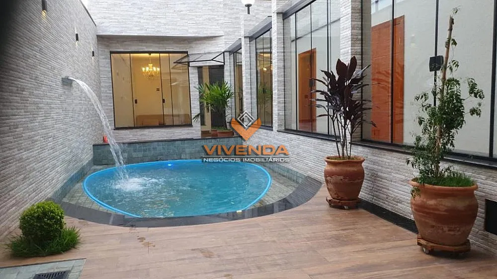 Casa, 4 quartos, 260 m² - Foto 2