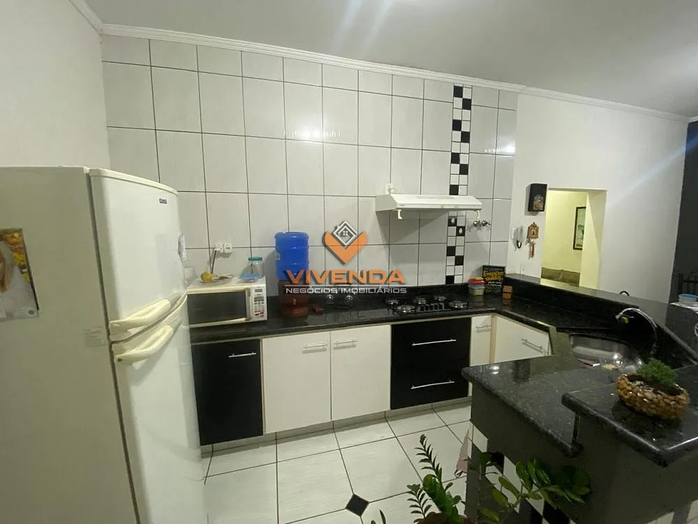 Casa, 3 quartos, 200 m² - Foto 4
