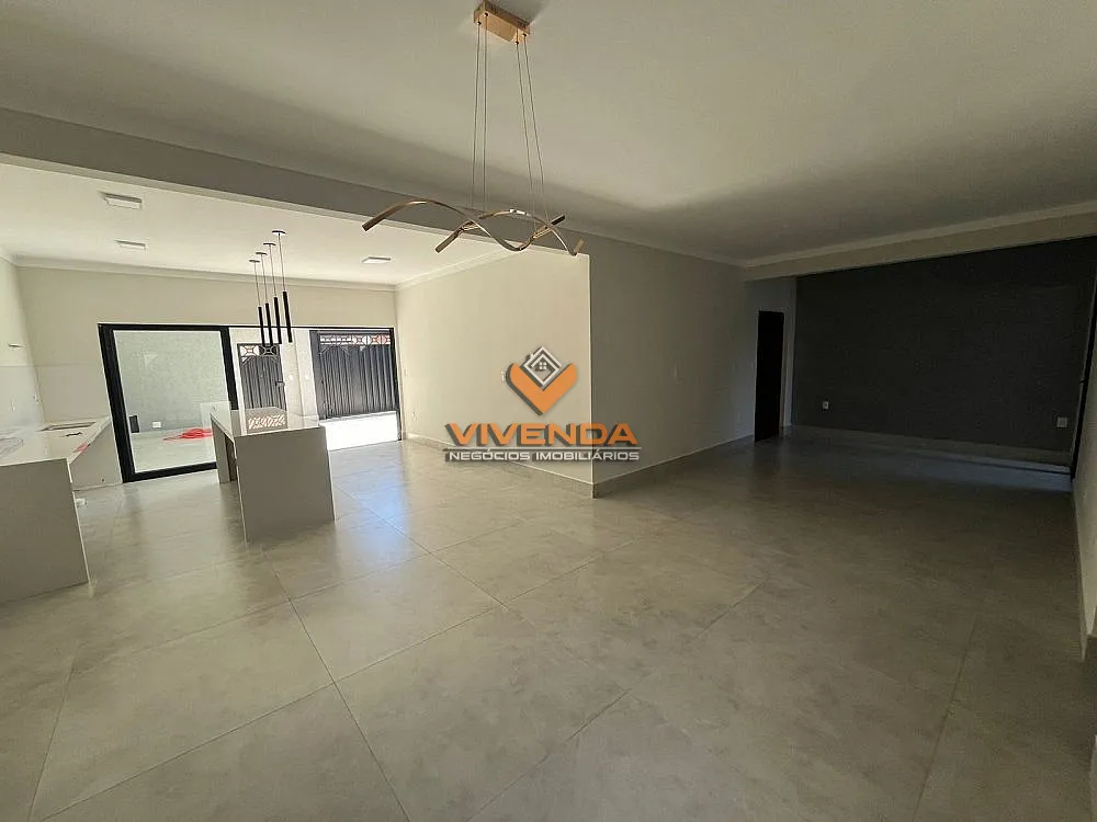 Casa, 4 quartos, 223 m² - Foto 1
