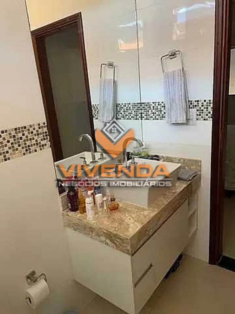 Casa, 3 quartos, 250 m² - Foto 11