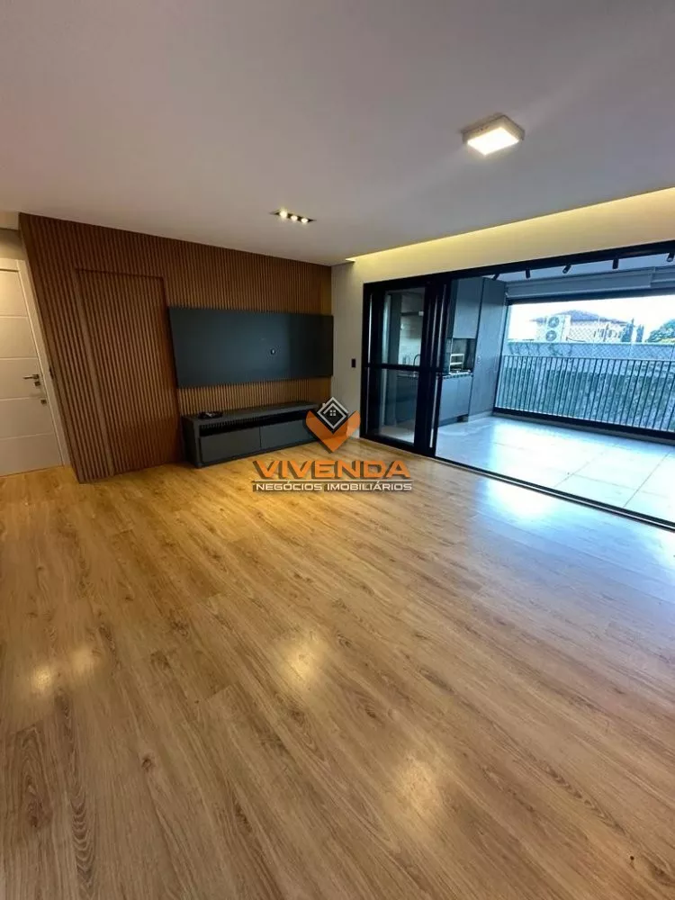 Apartamento à venda com 3 quartos, 127m² - Foto 4